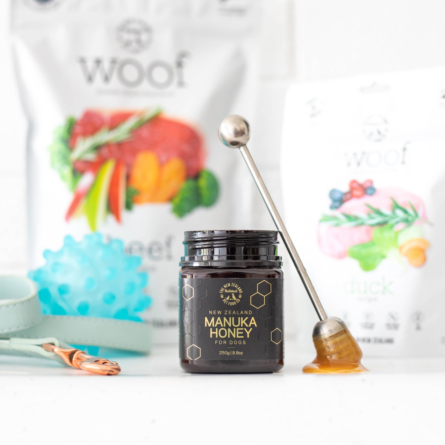 Woof Manuka Honey 8.8oz